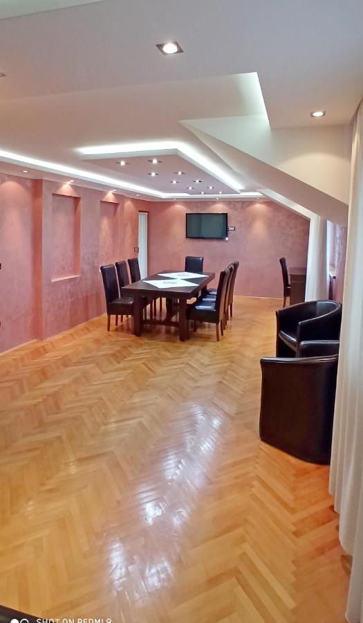 Konaciste Zlatibor Aparthotel Buitenkant foto