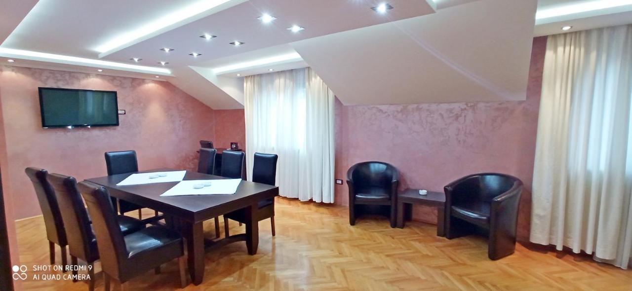 Konaciste Zlatibor Aparthotel Buitenkant foto
